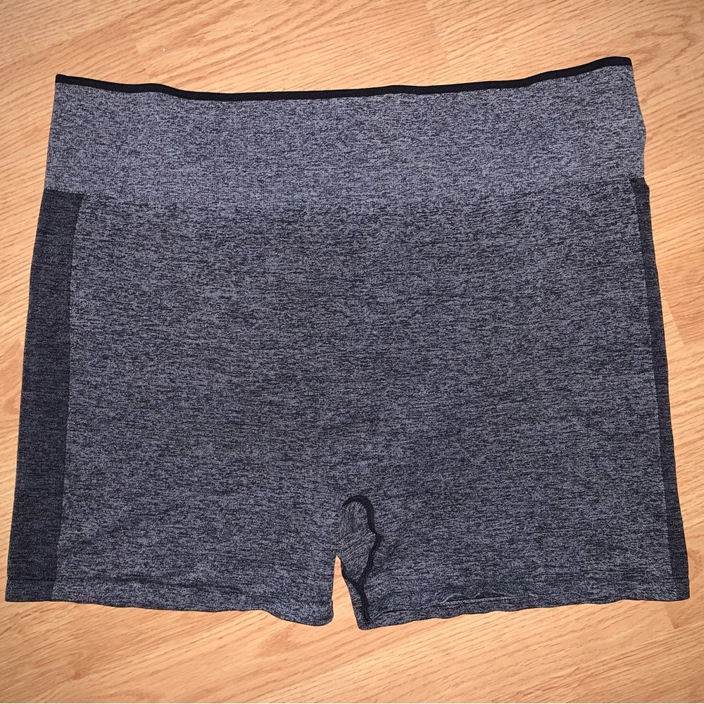 Avia athletic women’s shorts